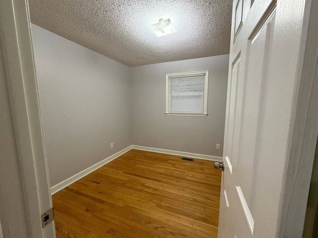 818 Lynwood Dr - Photo 7 of 15
