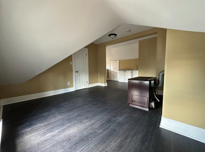 395 Ash St #2 - Photo 2 of 5