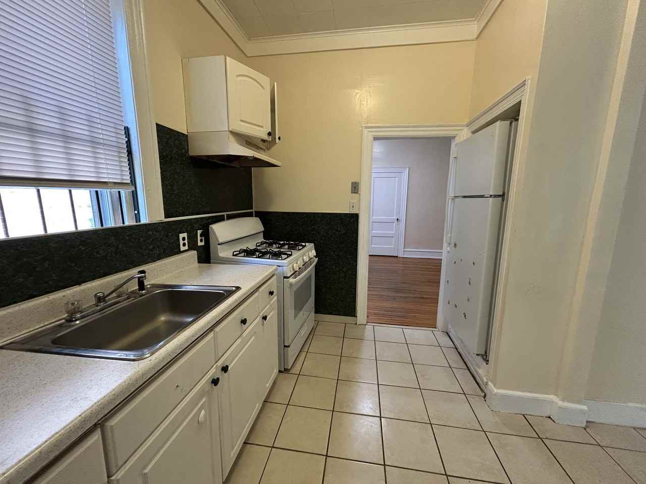 252 W 72nd St #3R - Photo 2 of 3