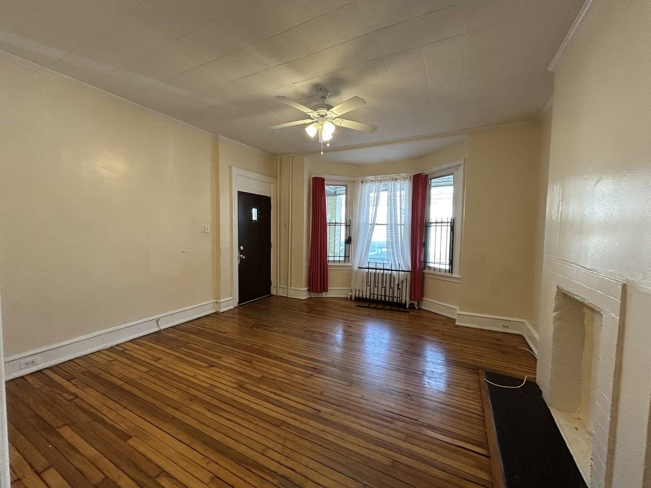 252 W 72nd St #3R - Photo 3 of 3