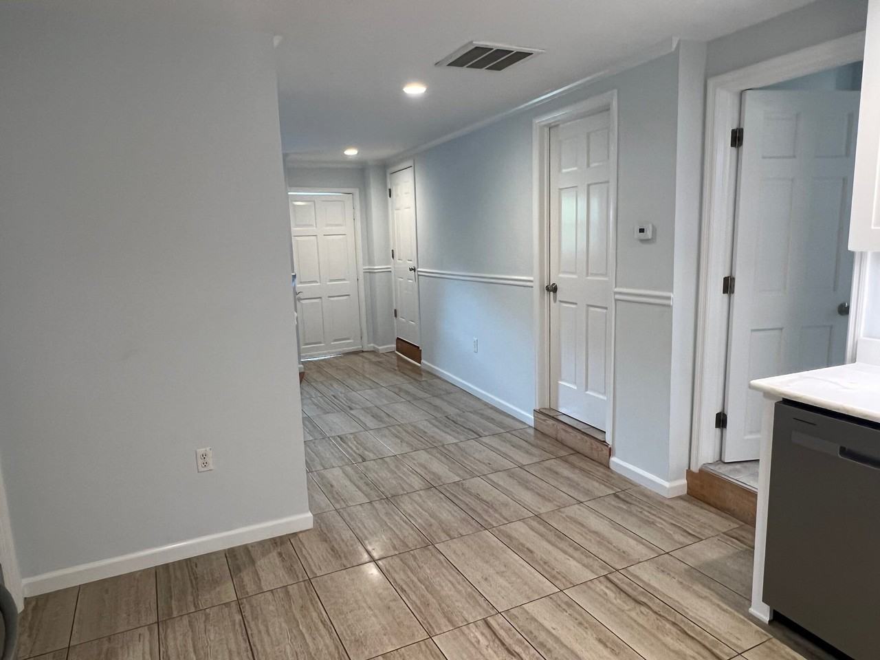 38 Hillsdale Rd #38 - Photo 5 of 15