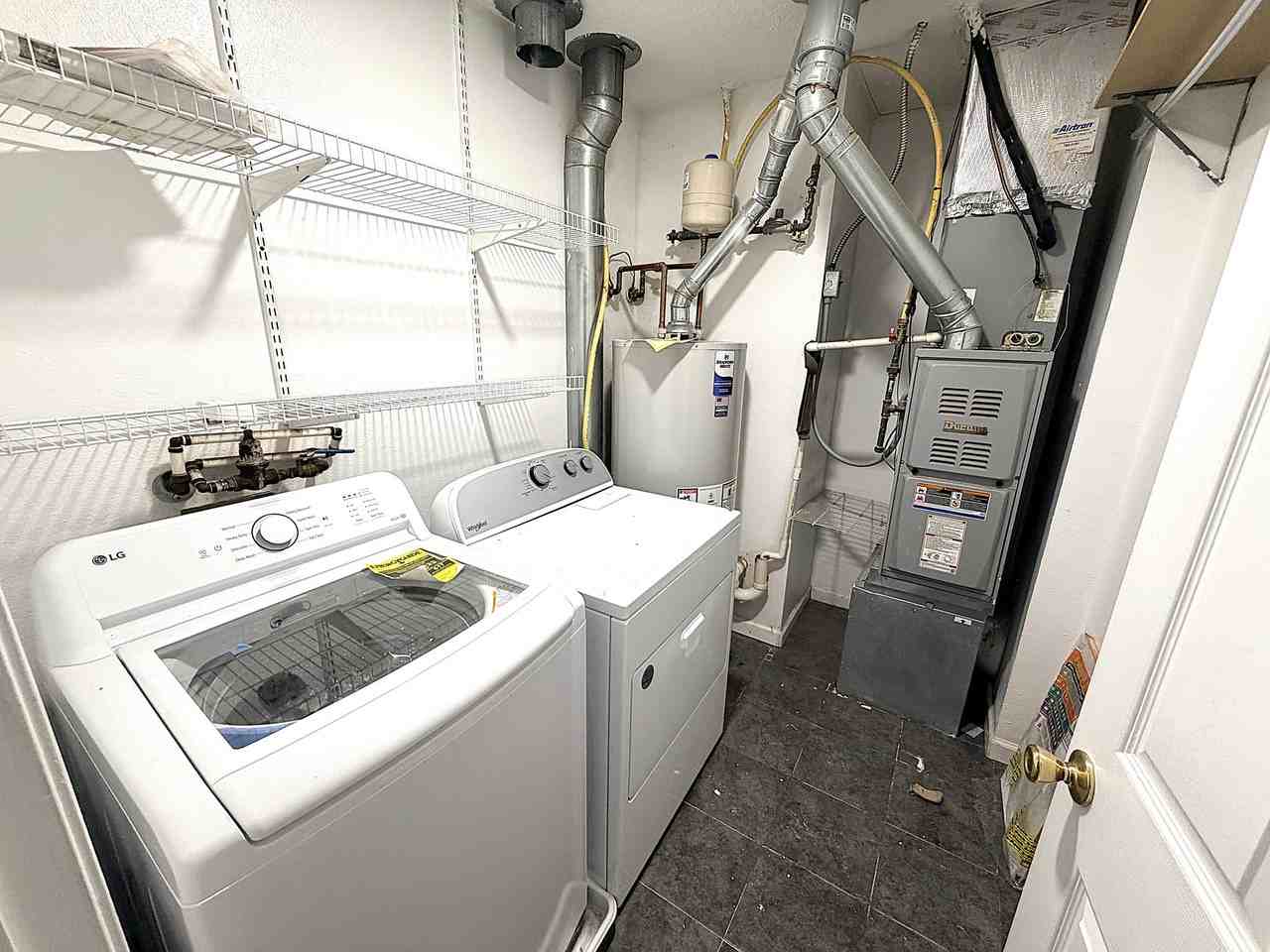 10882 Emery Dr - Photo 7 of 9