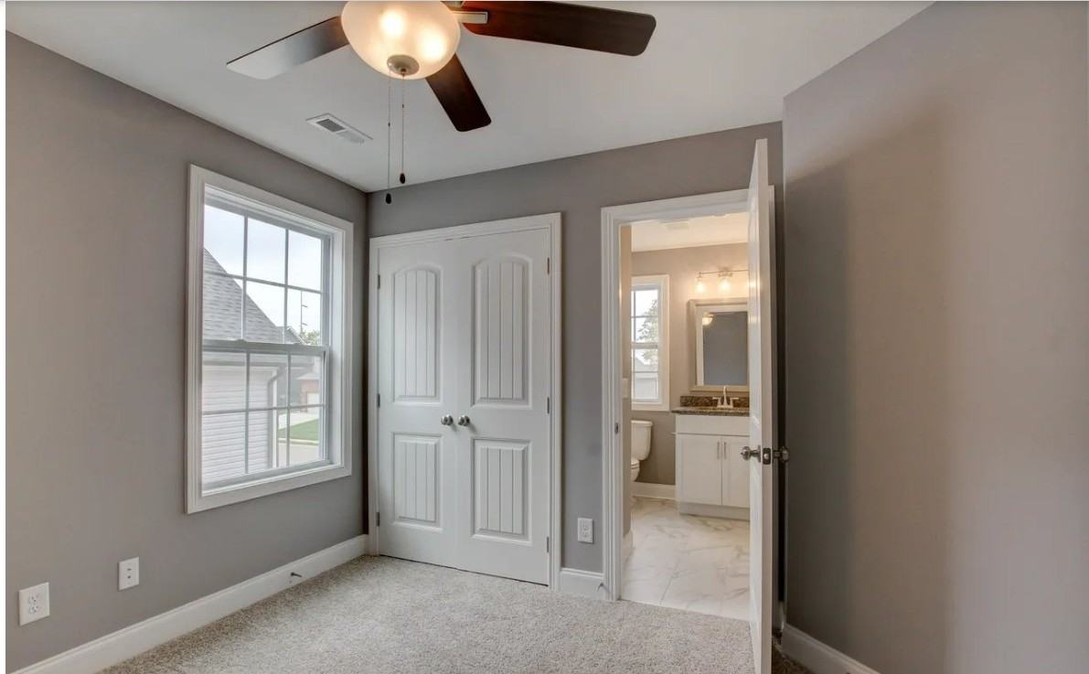 1029 Harrison Way - Photo 5 of 20