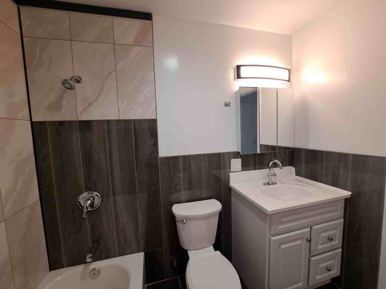 9169 Catawba Ave #2 - Photo 5 of 6