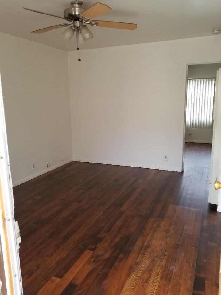 3576 Grim Ave - Photo 3 of 11