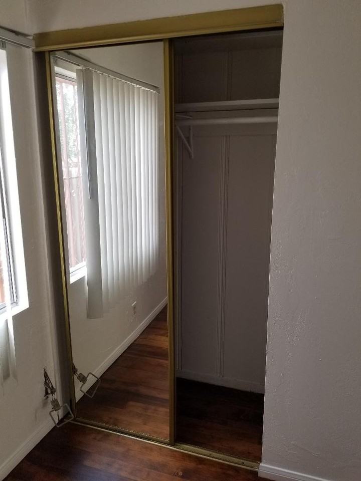 3576 Grim Ave - Photo 5 of 11
