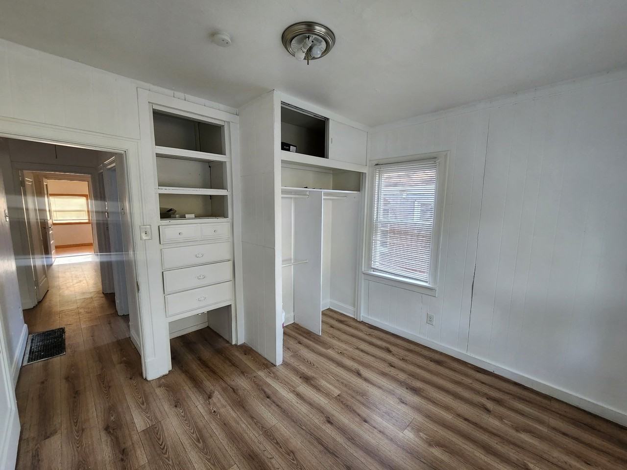 22 N Harvey Ave - Photo 4 of 11