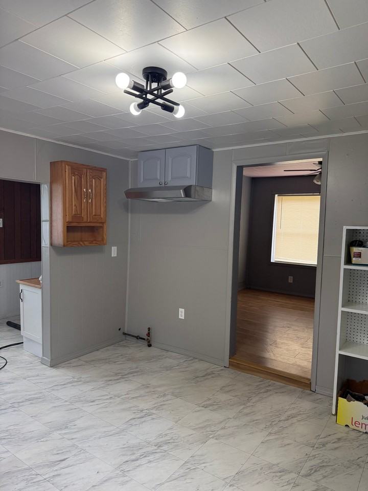 516 Dakota Ave - Photo 2 of 4