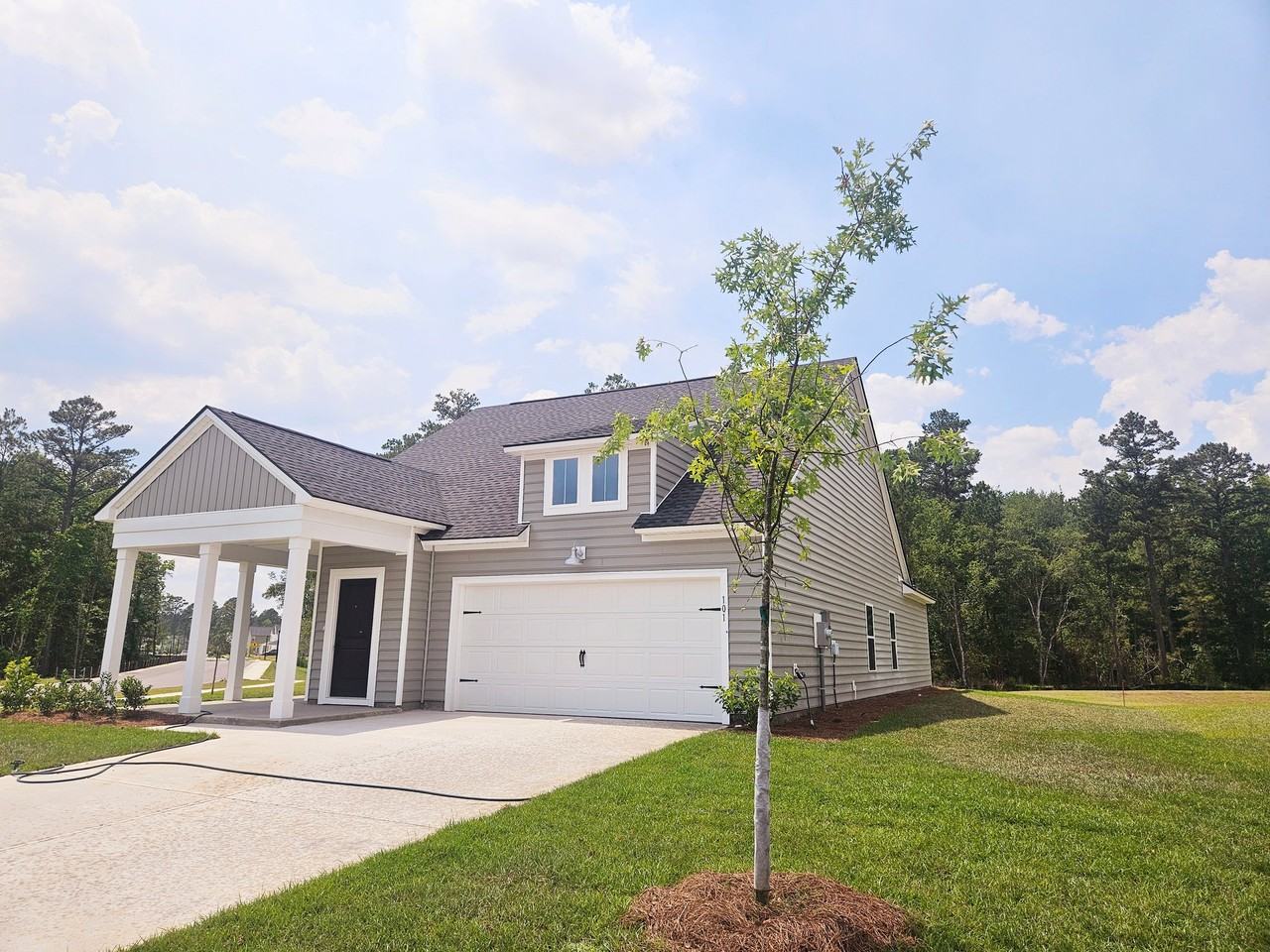 101 Bluebell Way - Photo 3 of 8