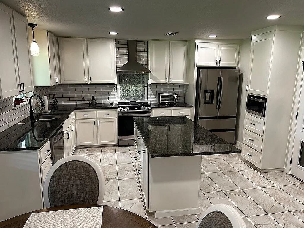 1311 Alice Dr - Photo 4 of 9