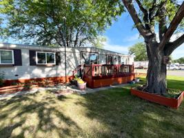 featured image of 44 Redrock Dr