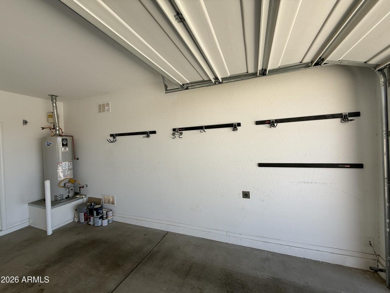 12041 W Cottontail Ln - Photo 6 of 31