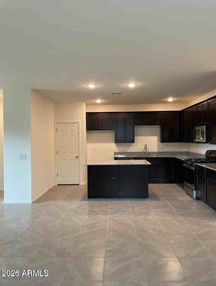 249 W Tropical Dr - Photo 7 of 20