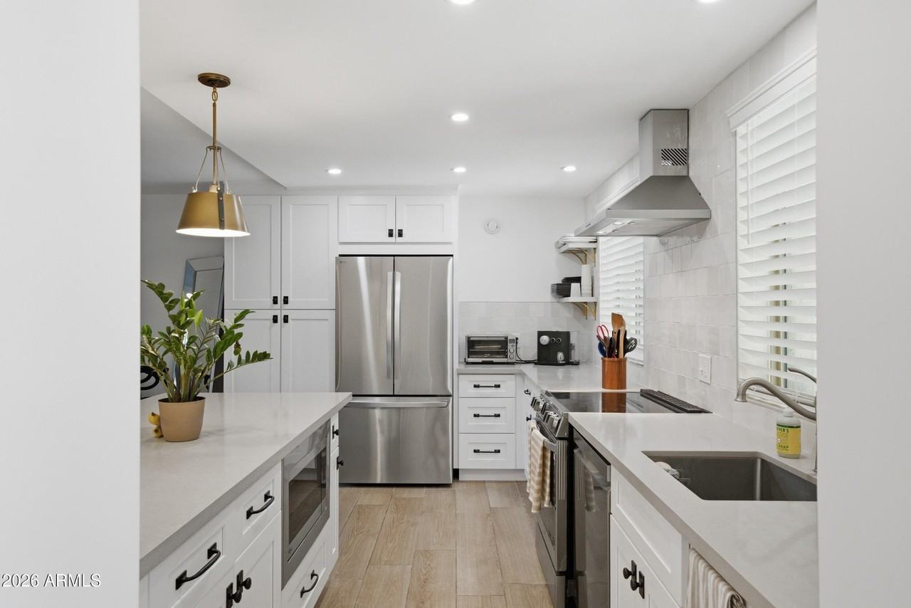 4727 E Lafayette Blvd #103 - Photo 5 of 17
