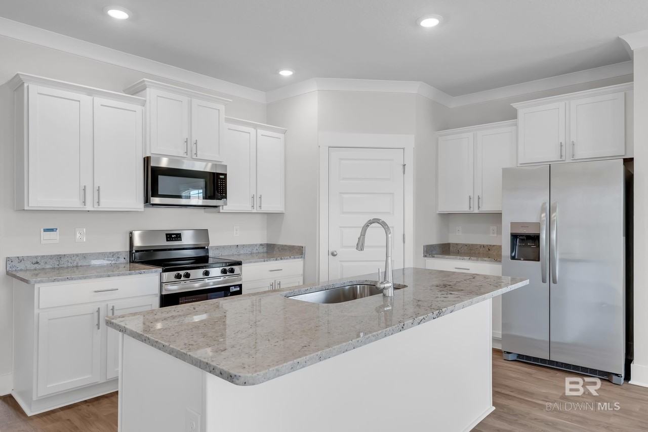 8984 Chabo Cir - Photo 5 of 21