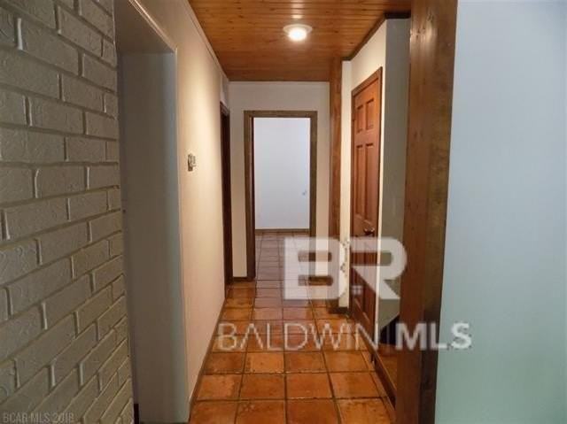 152 Lakeview Loop - Photo 2 of 17