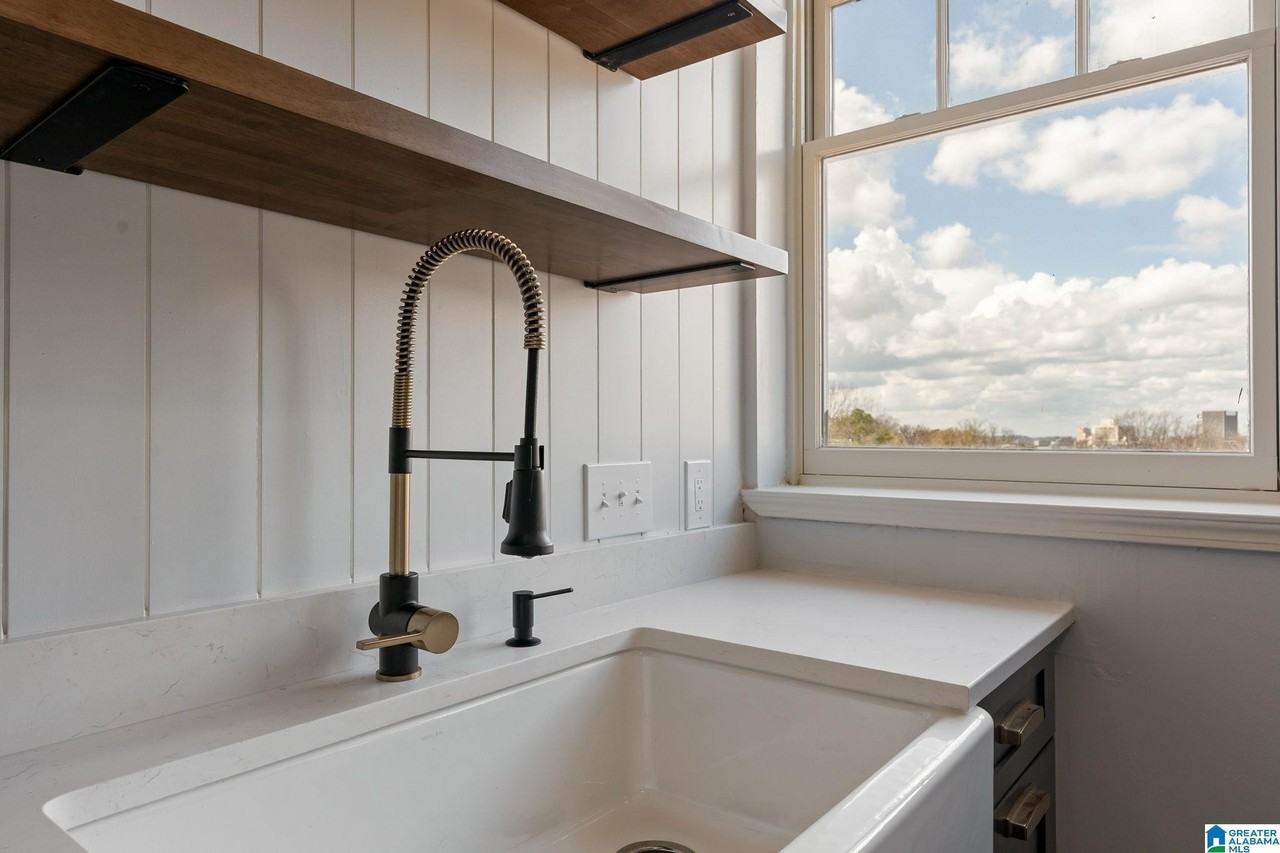1105 26th St S #401 - Photo 5 of 17