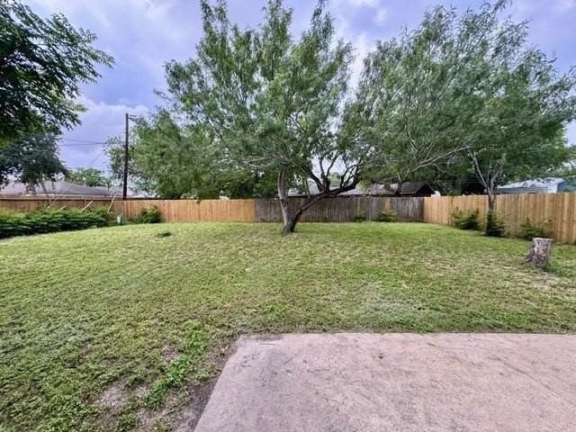 4422 Oxford Dr - Photo 4 of 5