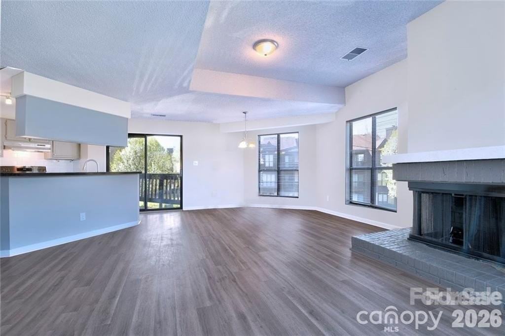 8121 Cedar Glen Dr - Photo 3 of 11