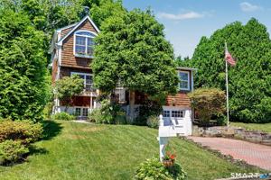 featured image of 8 Sherwood Dr
