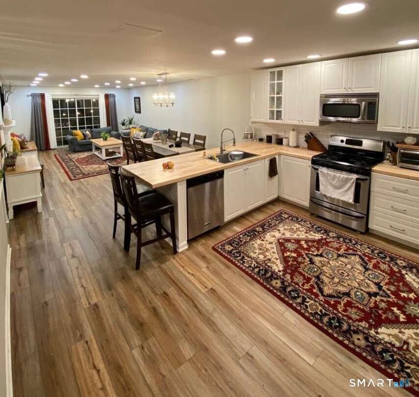 606 Foxboro Dr #606 - Photo 2 of 20