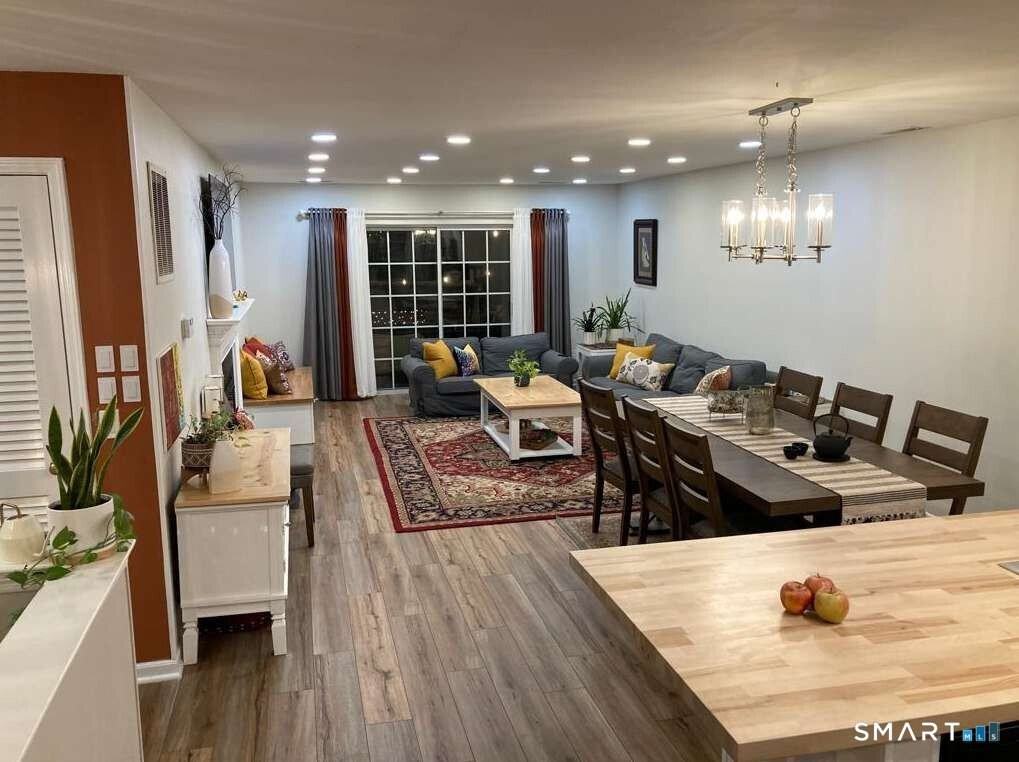 606 Foxboro Dr #606 - Photo 3 of 20