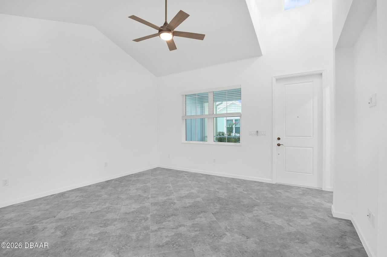 319 Cool Waters Way - Photo 3 of 50