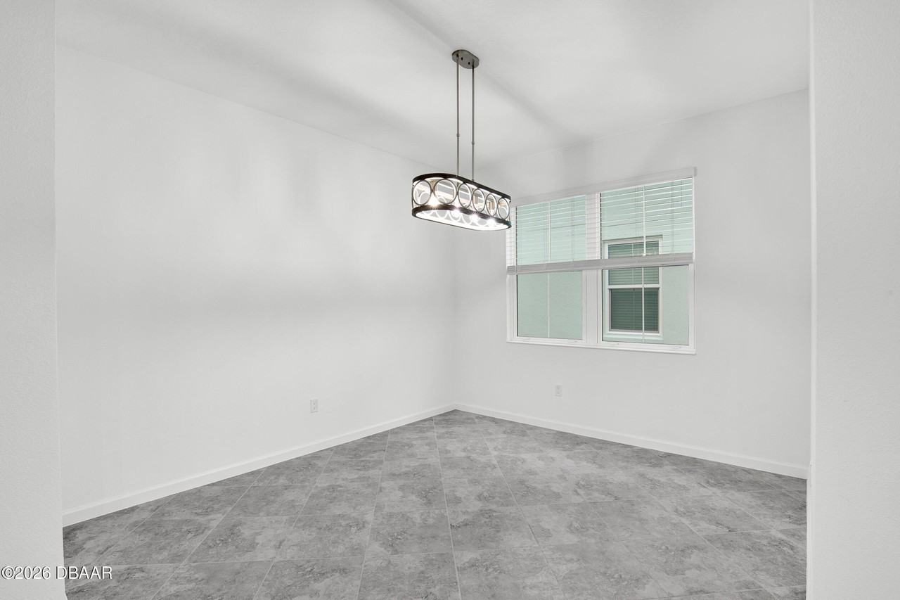 319 Cool Waters Way - Photo 7 of 50