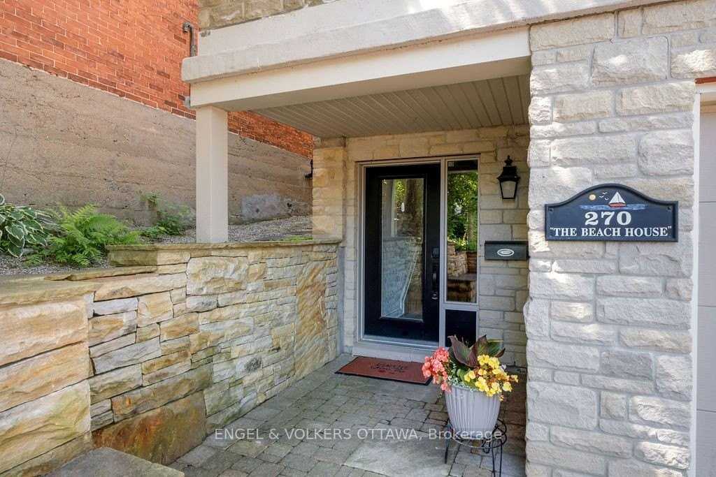 270 Royal Ave - Photo 2 of 40