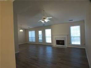 3277 Crossfield Ln - Photo 2 of 12