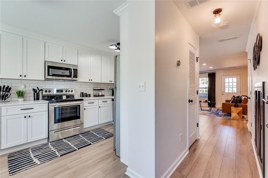 5015 Laurel Springs Way Se - Photo 4 of 21