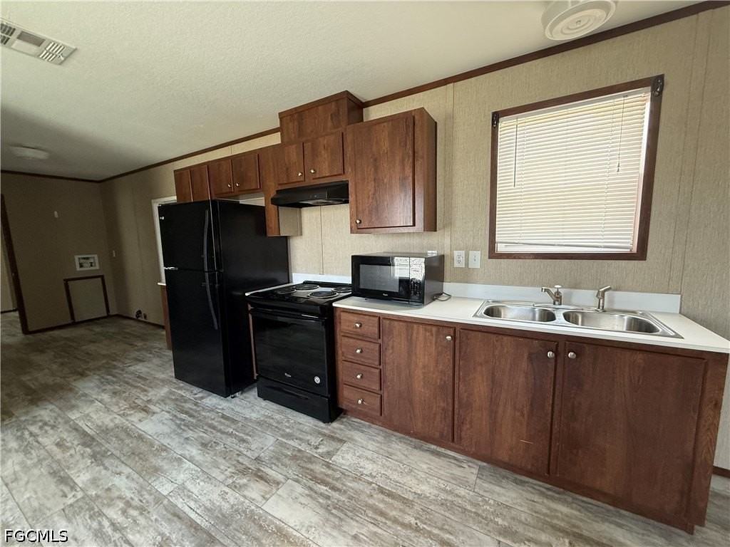 12120 Cactus Dr - Photo 3 of 14