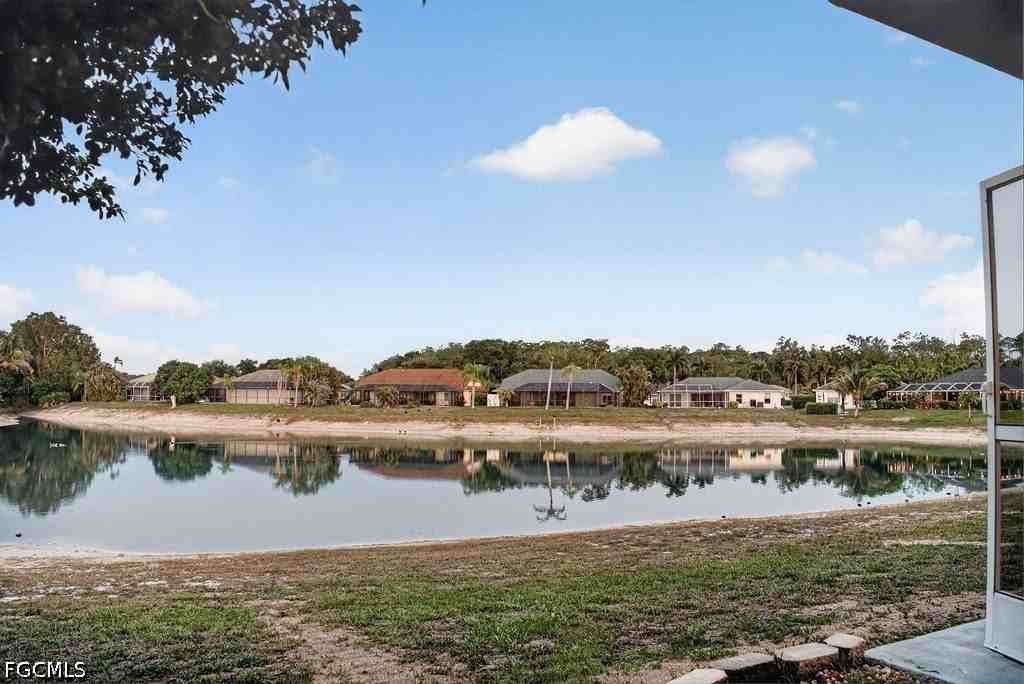 11580 Forest Mere Dr - Photo 2 of 20
