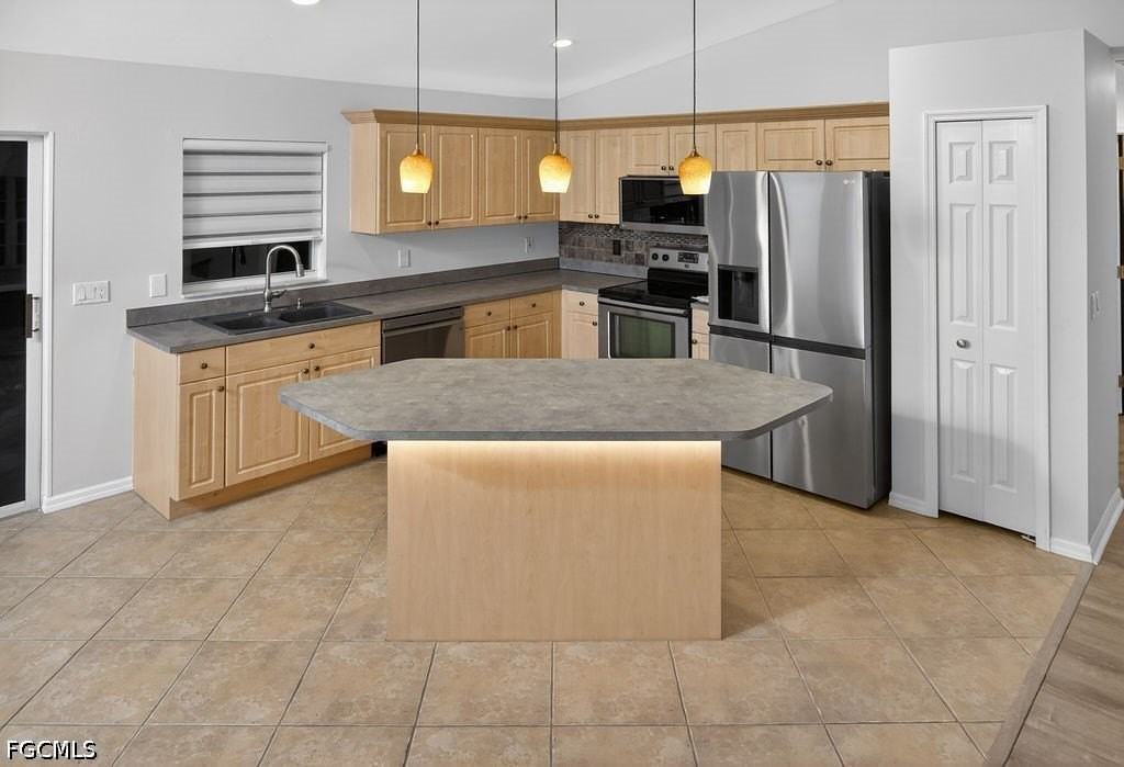 11580 Forest Mere Dr - Photo 7 of 19