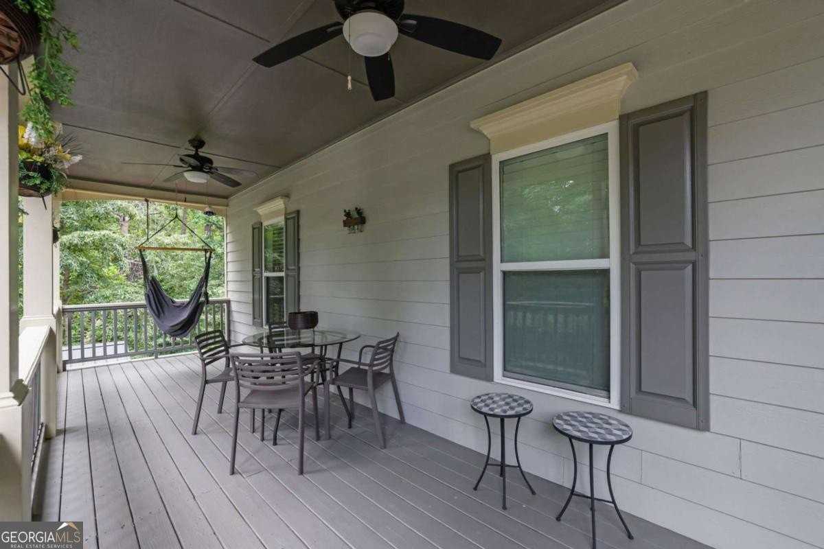 902 Whistler Ln - Photo 3 of 43