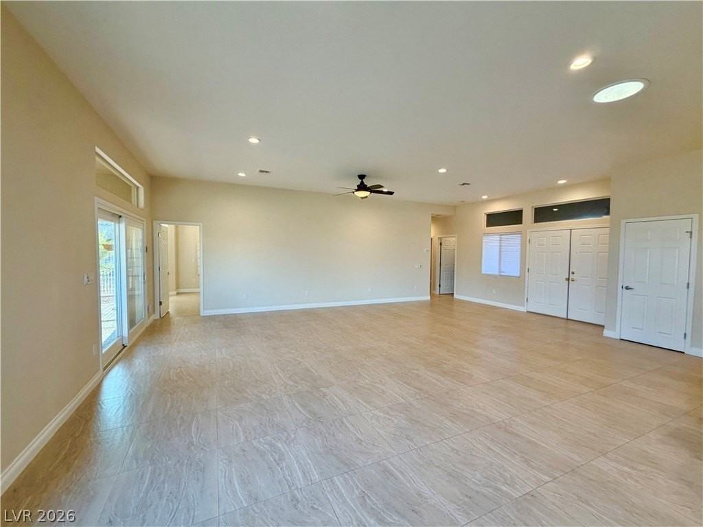 10541 Broom Hill Dr - Photo 2 of 27