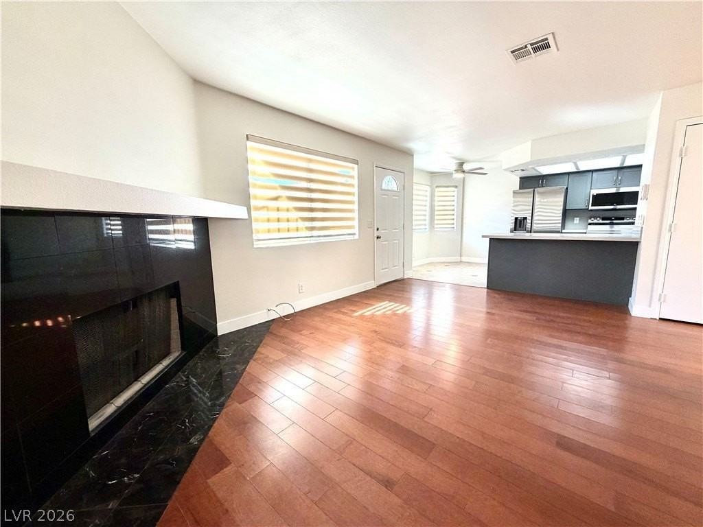 920 Rockview Dr #101 - Photo 7 of 21