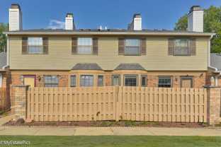 43449 W Arbor Way Dr #200 - Photo 1 of 1