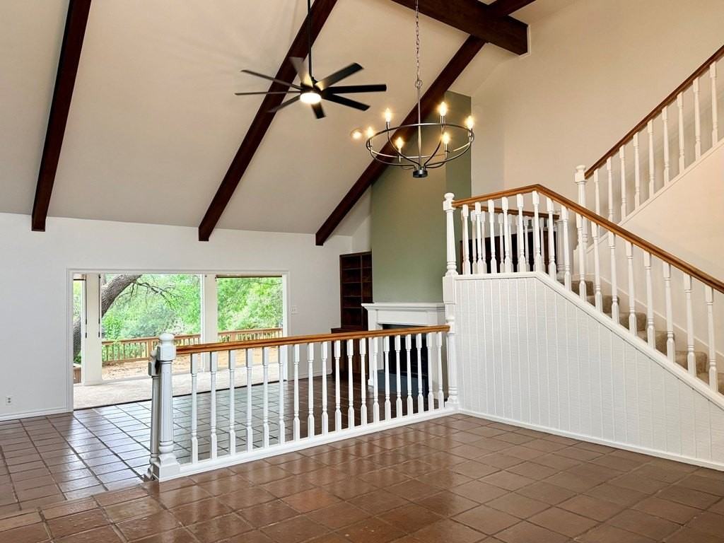 511 Fairway Dr - Photo 4 of 30