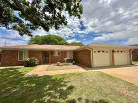 510 N Gardner Ave - Photo 1 of 1