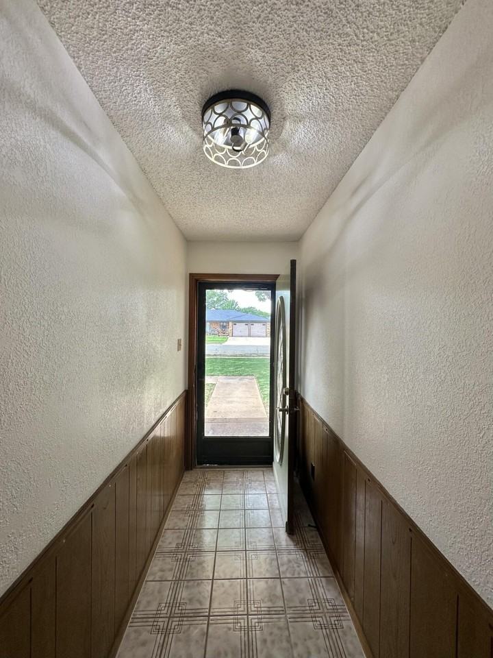 510 N Gardner Ave - Photo 7 of 20