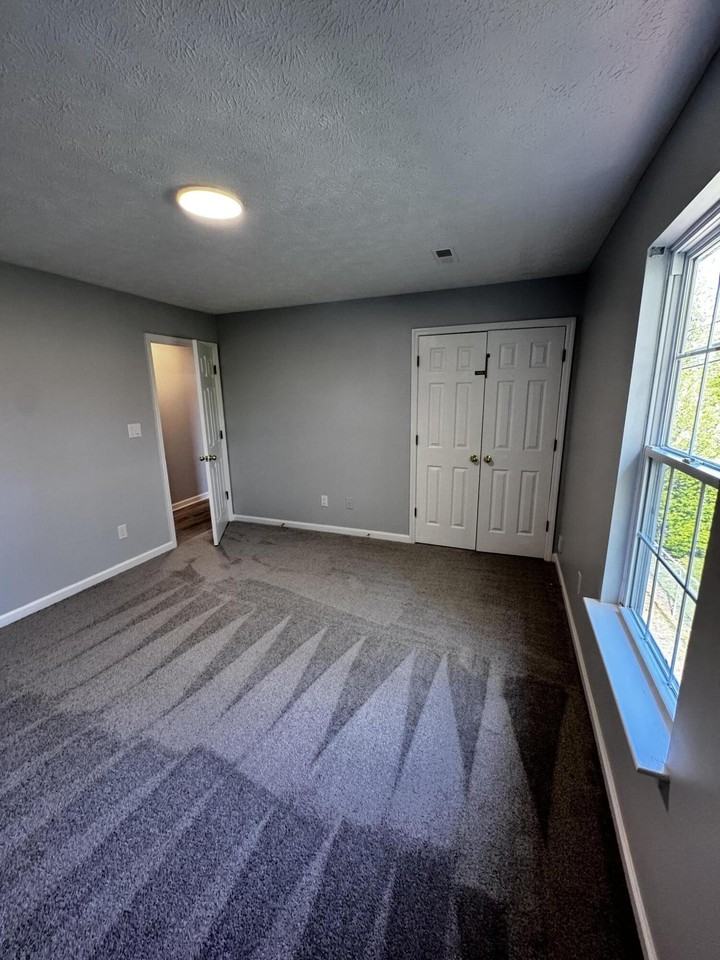 2469 English Station Dr - Photo 6 of 50
