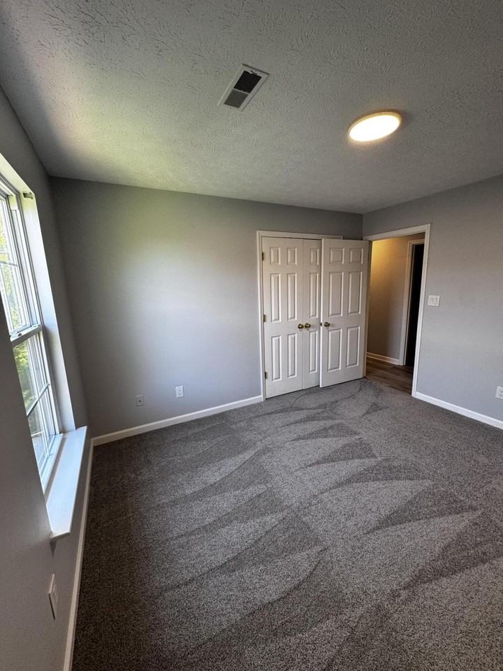2469 English Station Dr - Photo 7 of 50