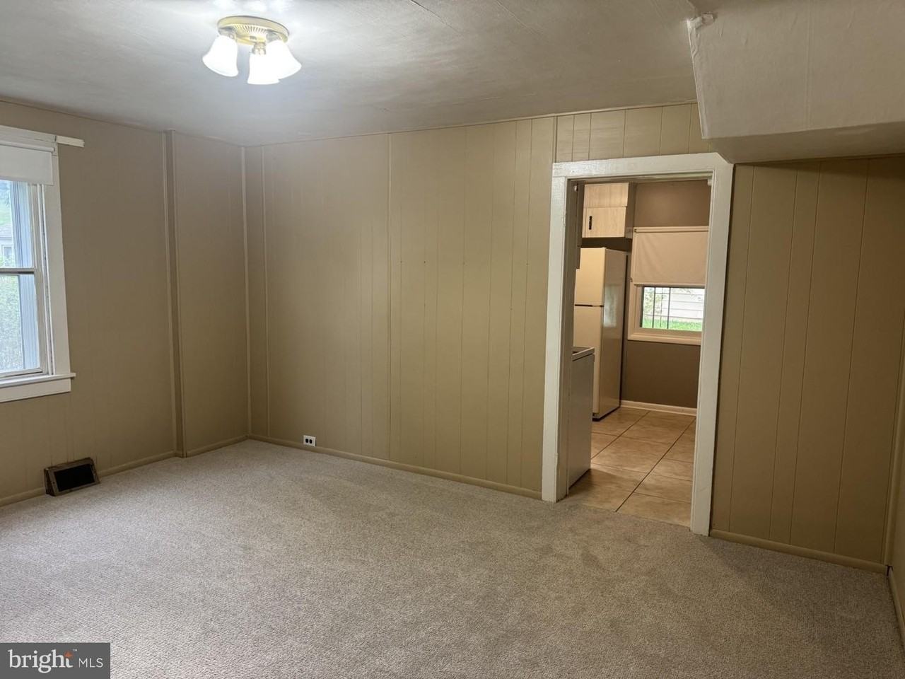 508 Warren Rd - Photo 2 of 19
