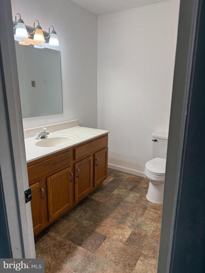 2886 Poor House Rd - Photo 5 of 6