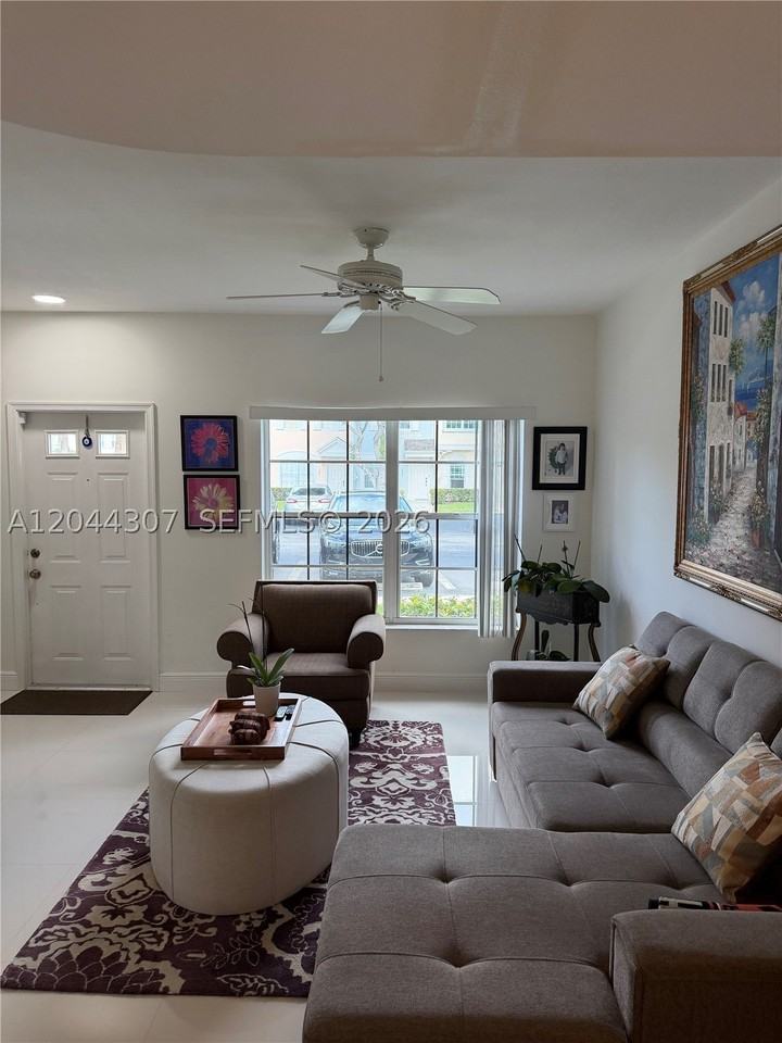 16619 Hemingway Dr - Photo 2 of 16