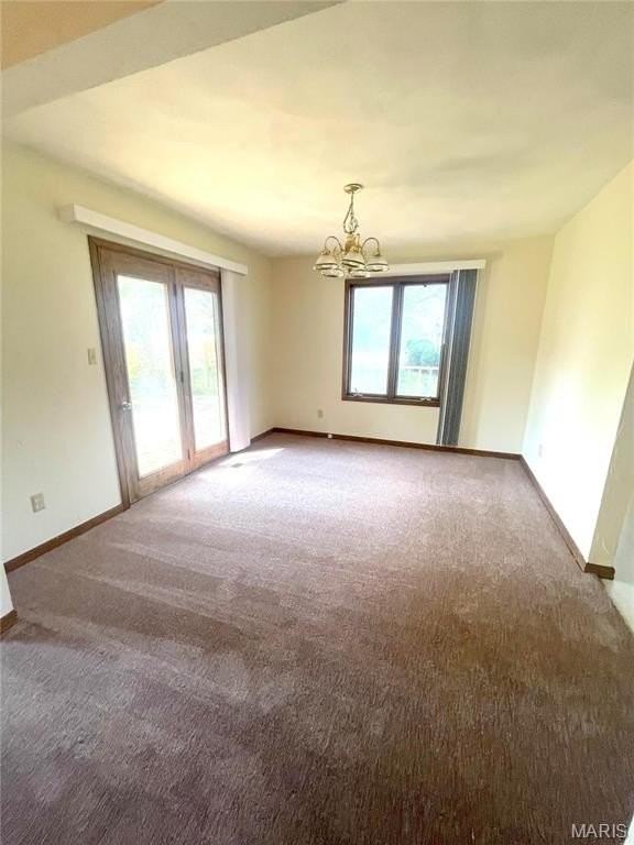 301 Brian Dr - Photo 4 of 18