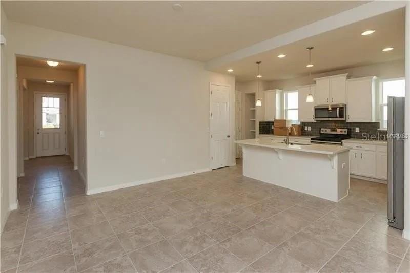 2508 Nouveau Way - Photo 6 of 30