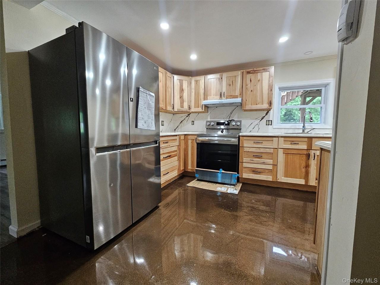748 Greenville Tpke - Photo 7 of 24