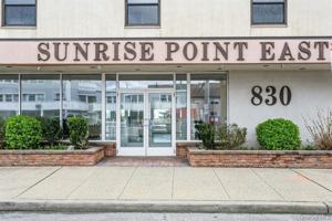 featured image of 830 Shore Rd #4Q